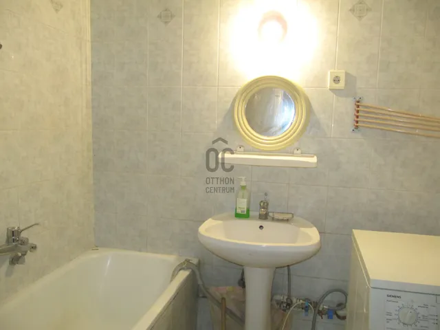 Eladó lakás Debrecen, Libakert, Serház utca 60 nm