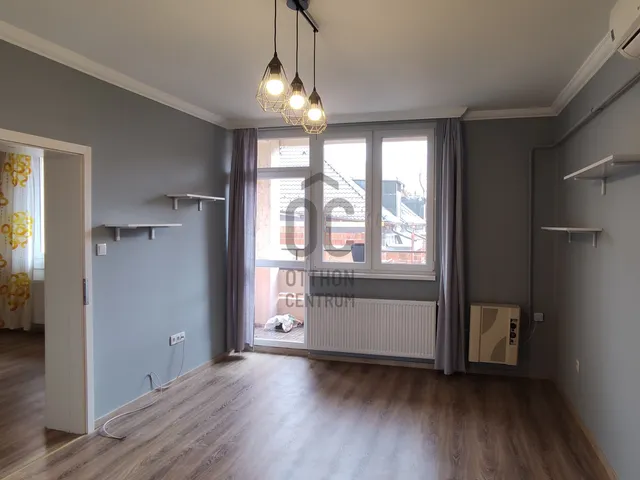 Eladó lakás Debrecen, Széchenyikert 57 nm