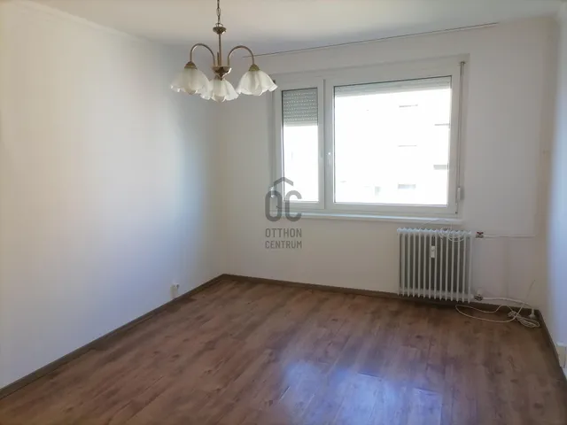 Eladó lakás Debrecen, Vénkert 35 nm