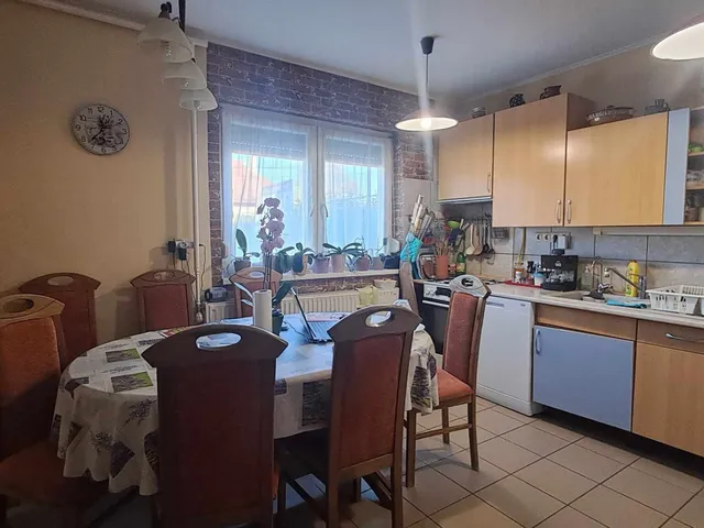 Eladó ház Debrecen, Alsójózsa 180 nm