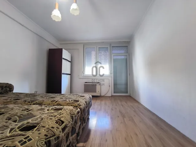 Eladó lakás Debrecen, Libakert 54 nm