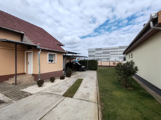 Eladó ház Debrecen, József Attila-telep 140 nm