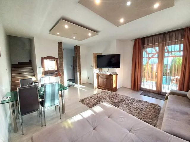 Eladó ház Debrecen, Hatvan utcai kert 125 nm