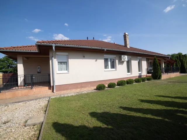 Eladó ház Debrecen 110 nm
