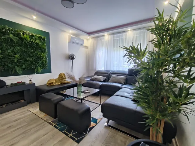 Eladó lakás Debrecen, Vénkert 69 nm