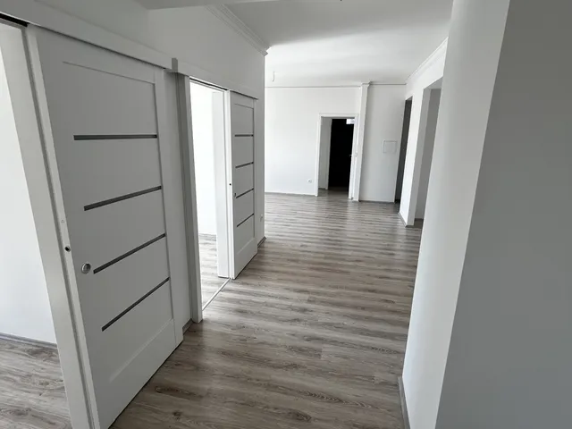 Eladó lakás Debrecen, Hatvan utcai kert 82 nm