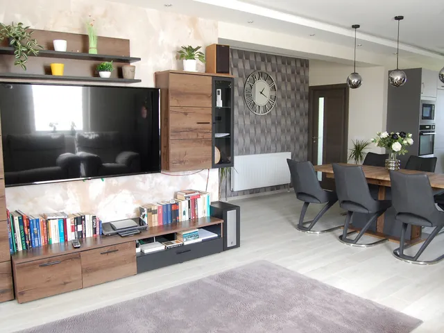 Eladó ház Debrecen, Csapókert 200 nm