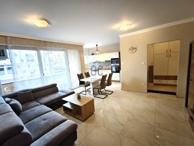 Kiadó lakás Debrecen, Széchenyikert 67 nm