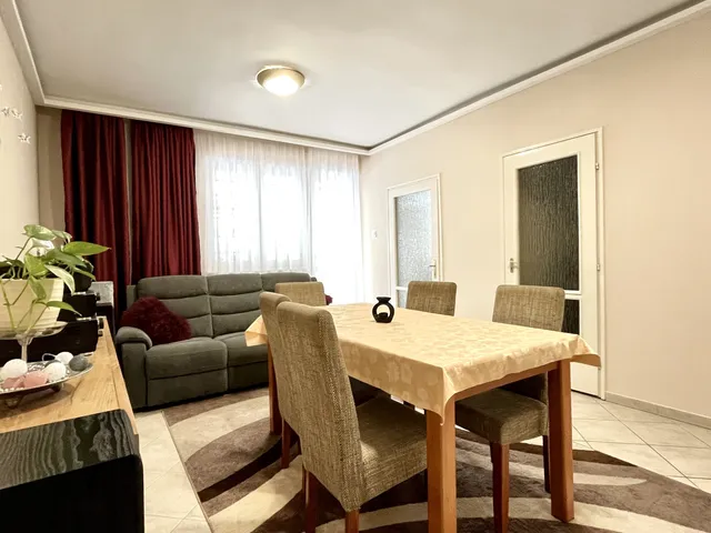 Eladó ház Debrecen, Gerébytelep 220 nm
