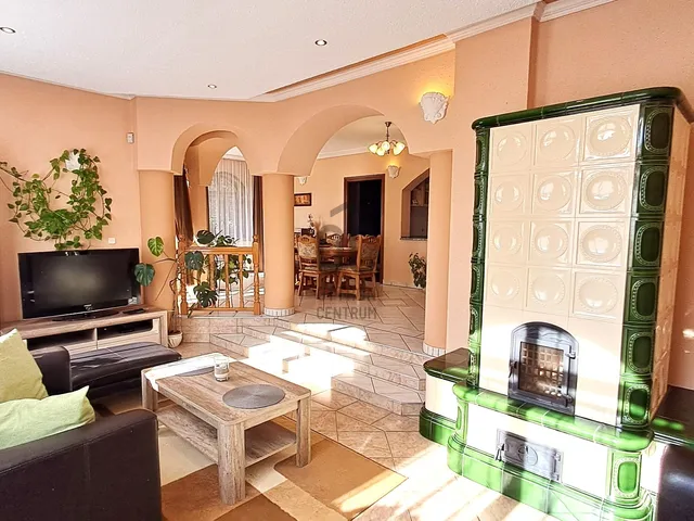 Eladó ház Debrecen, Józsa 164 nm