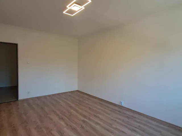 Eladó lakás Debrecen, Újkert 65 nm