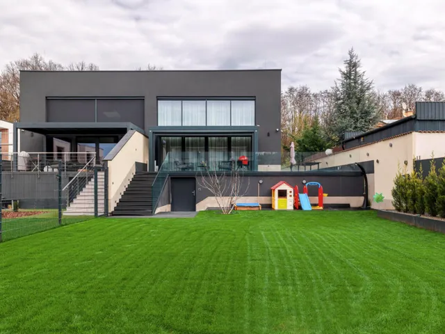 Eladó ház Debrecen, Nyulas 266 nm