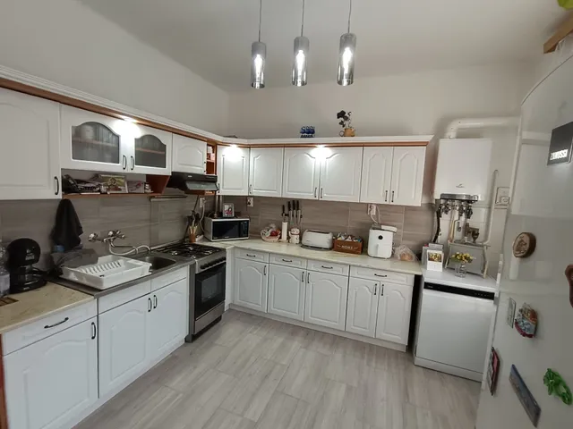 Eladó ház Berettyóújfalu 171 nm