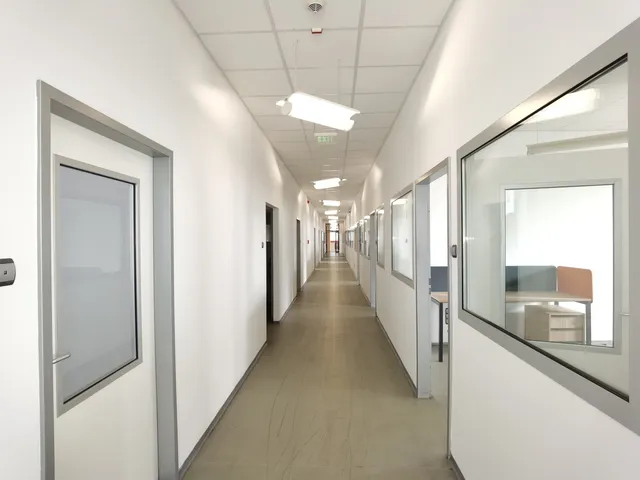 Eladó kereskedelmi és ipari ingatlan Debrecen, Nyugati Ipari Park 6000 nm