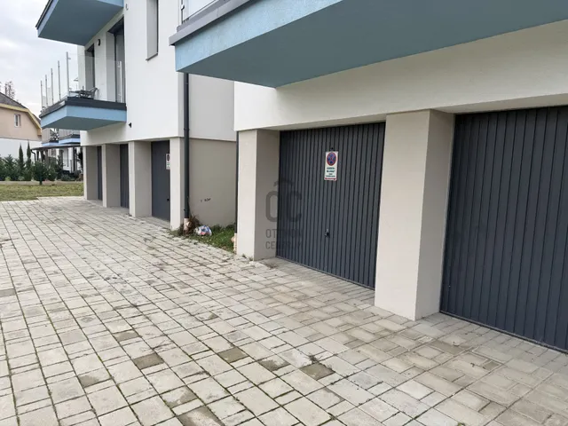 Eladó garázs Debrecen, Belváros 20 nm