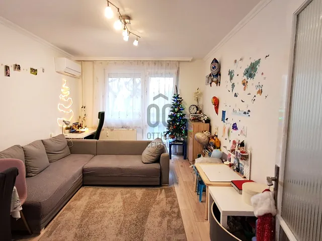 Eladó lakás Debrecen, Újkert, Borbíró tér 48 nm