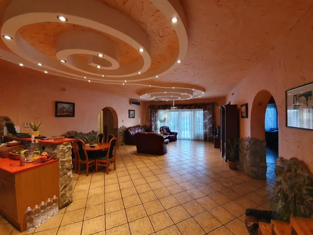 Eladó ház Debrecen, Lencztelep 160 nm