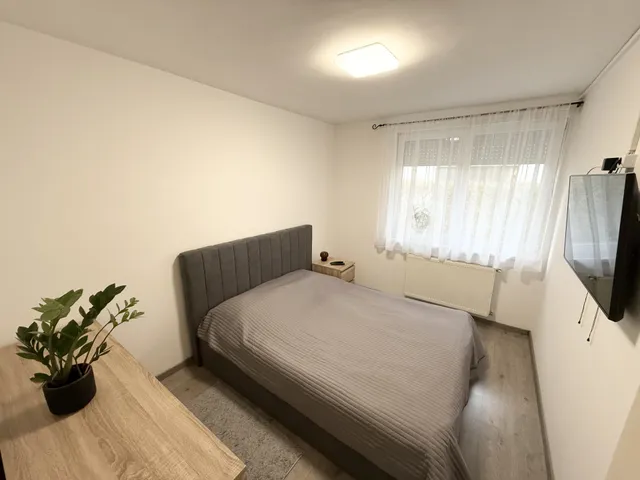 Eladó lakás Debrecen, Hatvan utcai kert 74 nm