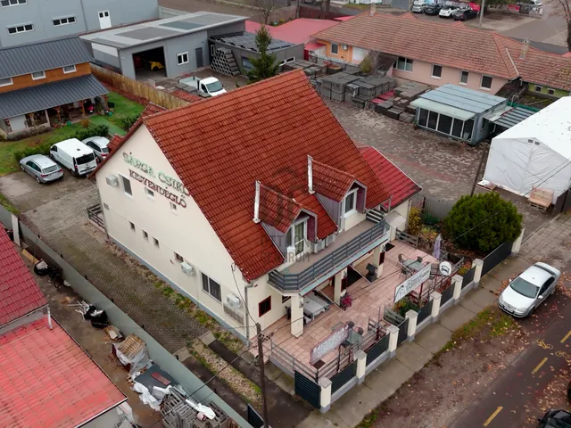 Eladó kereskedelmi és ipari ingatlan Debrecen, Biharikert 330 nm