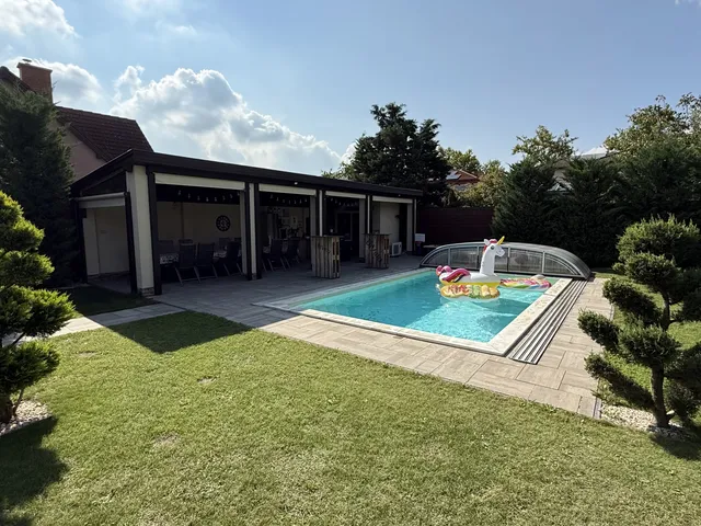 Eladó ház Debrecen, Csapókert 200 nm