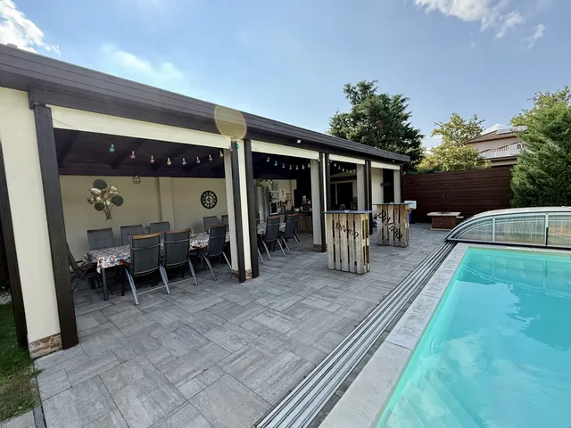 Eladó ház Debrecen, Csapókert 200 nm