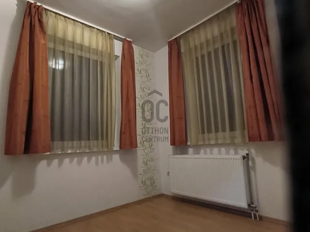 Eladó ház Debrecen, Veres Péter-kert 100 nm