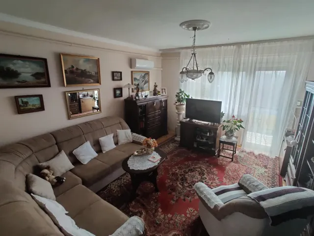 Eladó lakás Hajdúszoboszló, Bánomkert 97 nm