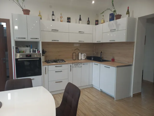 Eladó ház Görbeháza 94 nm