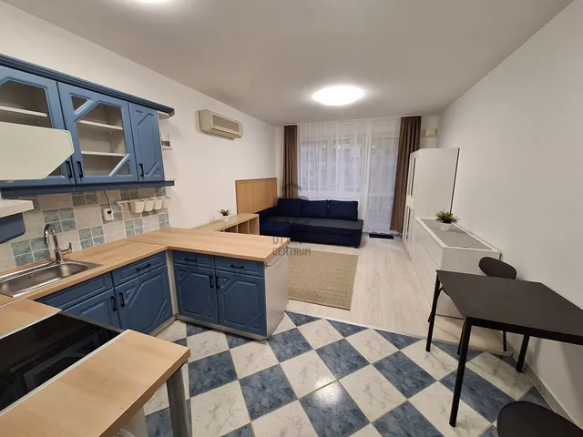 Kiadó lakás Debrecen, Belváros, Bem tér 30 nm