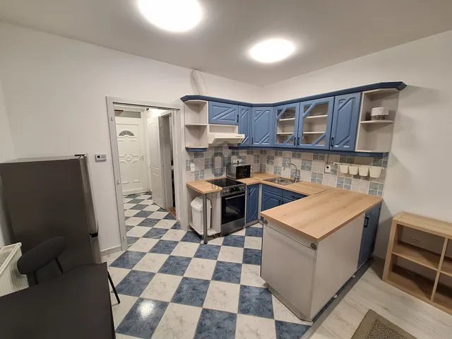 Kiadó lakás Debrecen, Belváros, Bem tér 30 nm