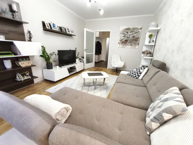 Eladó lakás Debrecen, Újkert 81 nm