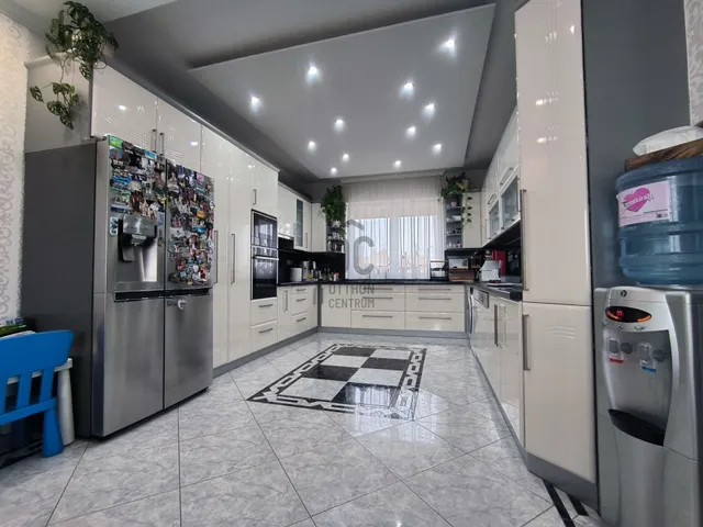 Eladó ház Ebes 258 nm