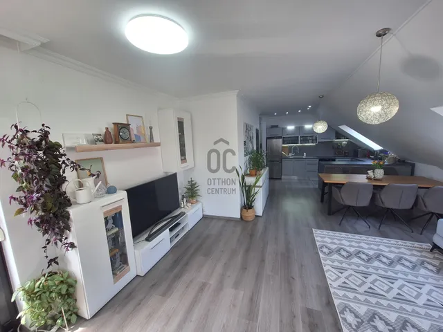 Eladó lakás Debrecen, Epreskert 78 nm