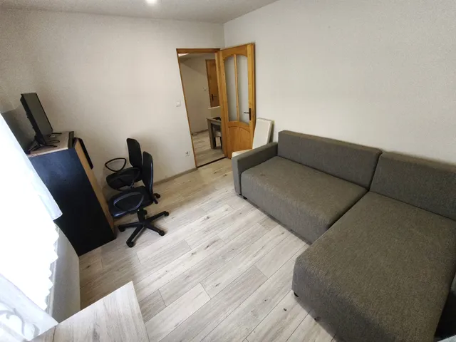 Eladó lakás Debrecen, Dobozi lakótelep 76 nm