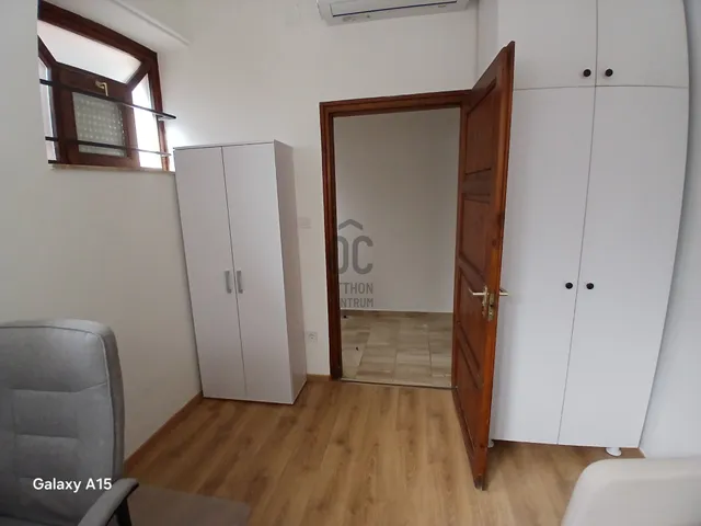 Kiadó kereskedelmi és ipari ingatlan Debrecen, Újkert 17 nm