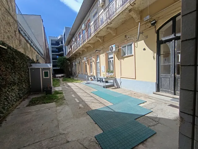 Eladó lakás Debrecen, Belváros 77 nm