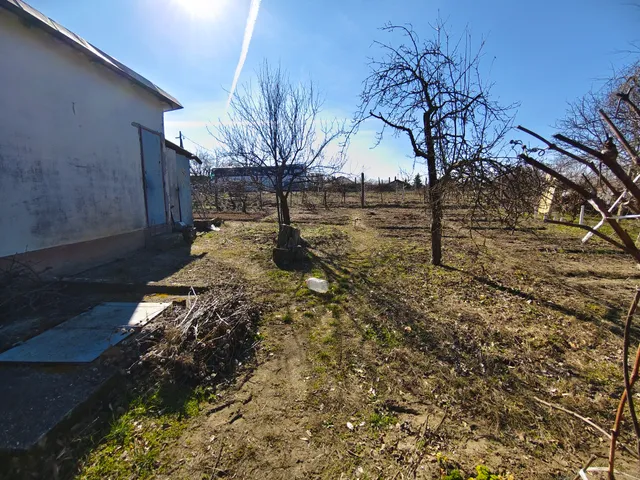 Eladó telek Debrecen, Júliatelep 1063 nm