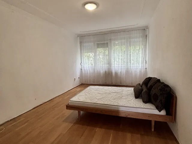 Eladó lakás Debrecen, Vargakert 61 nm