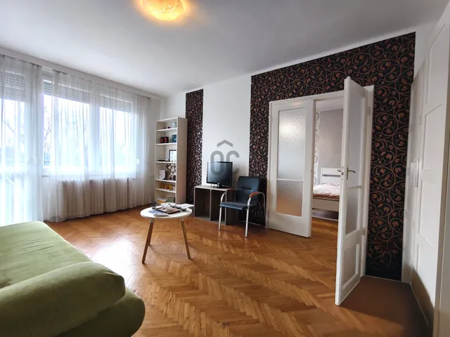 Kiadó lakás Debrecen, Nagyerdő 82 nm