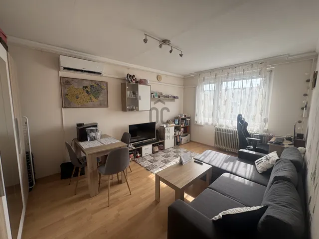 Eladó lakás Debrecen, Vénkert 35 nm
