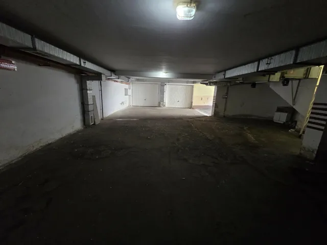 Eladó garázs Debrecen, Belváros 14 nm