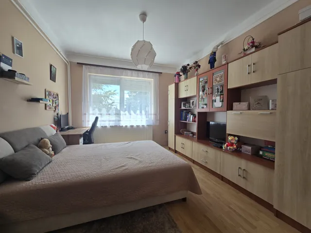 Eladó ház Debrecen, Kerekestelep 70 nm