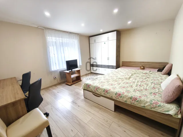 Kiadó lakás Debrecen, Dobozi lakótelep 76 nm