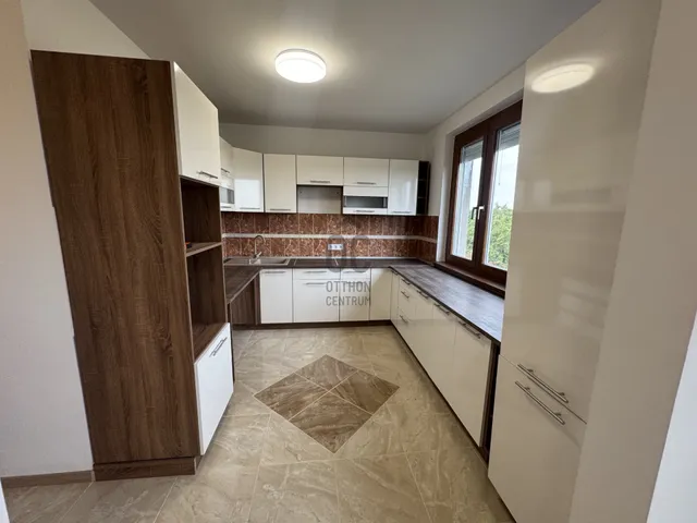 Eladó lakás Debrecen, Újkert 65 nm