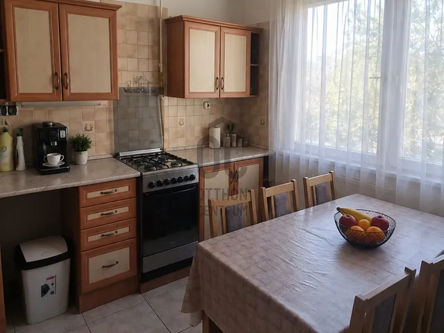 Eladó lakás Debrecen 73 nm