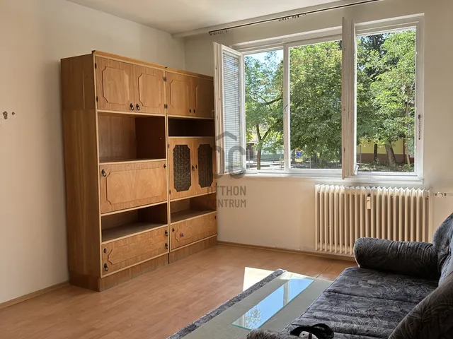 Eladó lakás Debrecen, Vénkert 35 nm