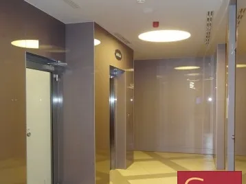 Kiadó kereskedelmi és ipari ingatlan Budapest V. kerület, Bank negyed 387 nm