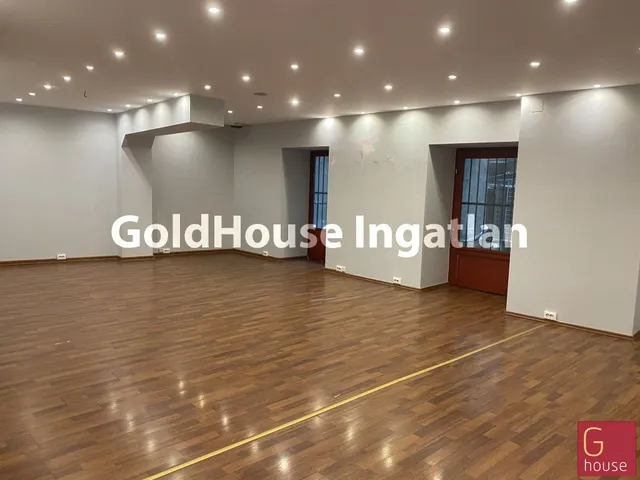 Kiadó kereskedelmi és ipari ingatlan Budapest V. kerület, Belváros, V. Ferenciek tere vonzás körzete 365 nm