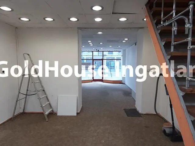 Kiadó kereskedelmi és ipari ingatlan Budapest VII. kerület, Rákóczi út 54 nm