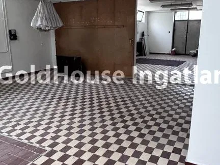 Kiadó kereskedelmi és ipari ingatlan Budapest XVI. kerület 150 nm
